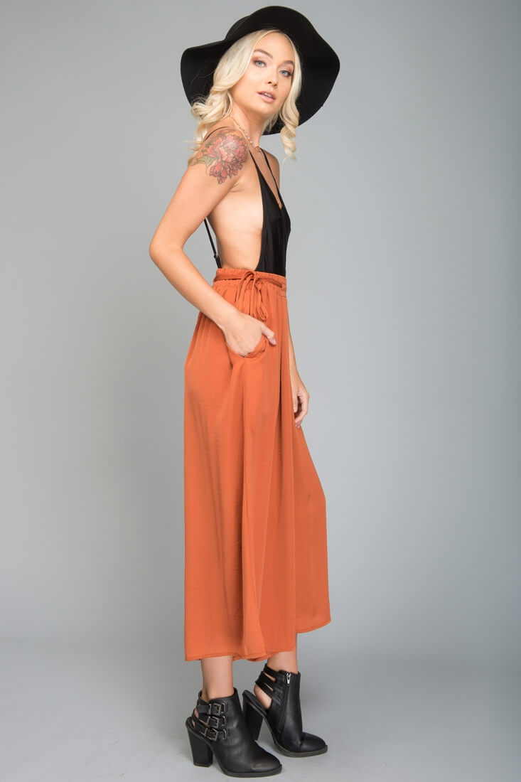 Lucy Loose Fit Wide Leg Pants Bronze by Selfie Leslie