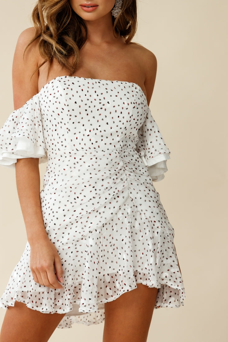 Lure Off-Shoulder Ruched Dress Speckle Print White by Selfie Leslie