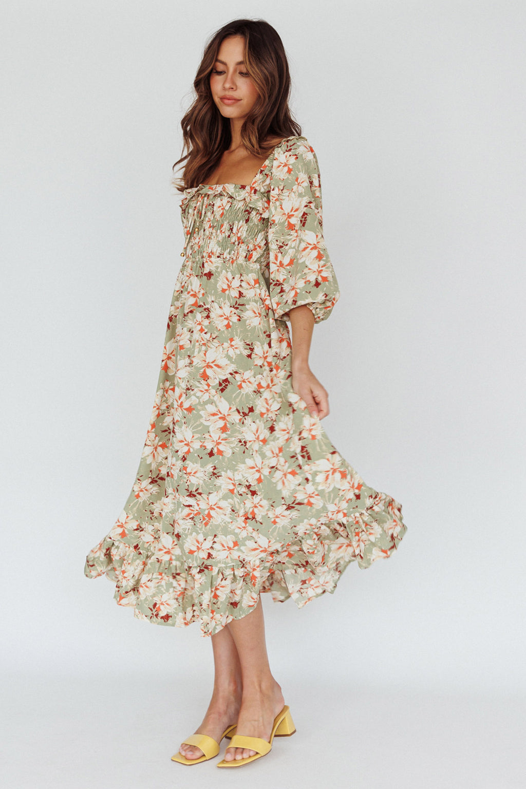 Flynn Balloon Sleeve Shirred Midi Dress Floral Green by Selfie Leslie Australia