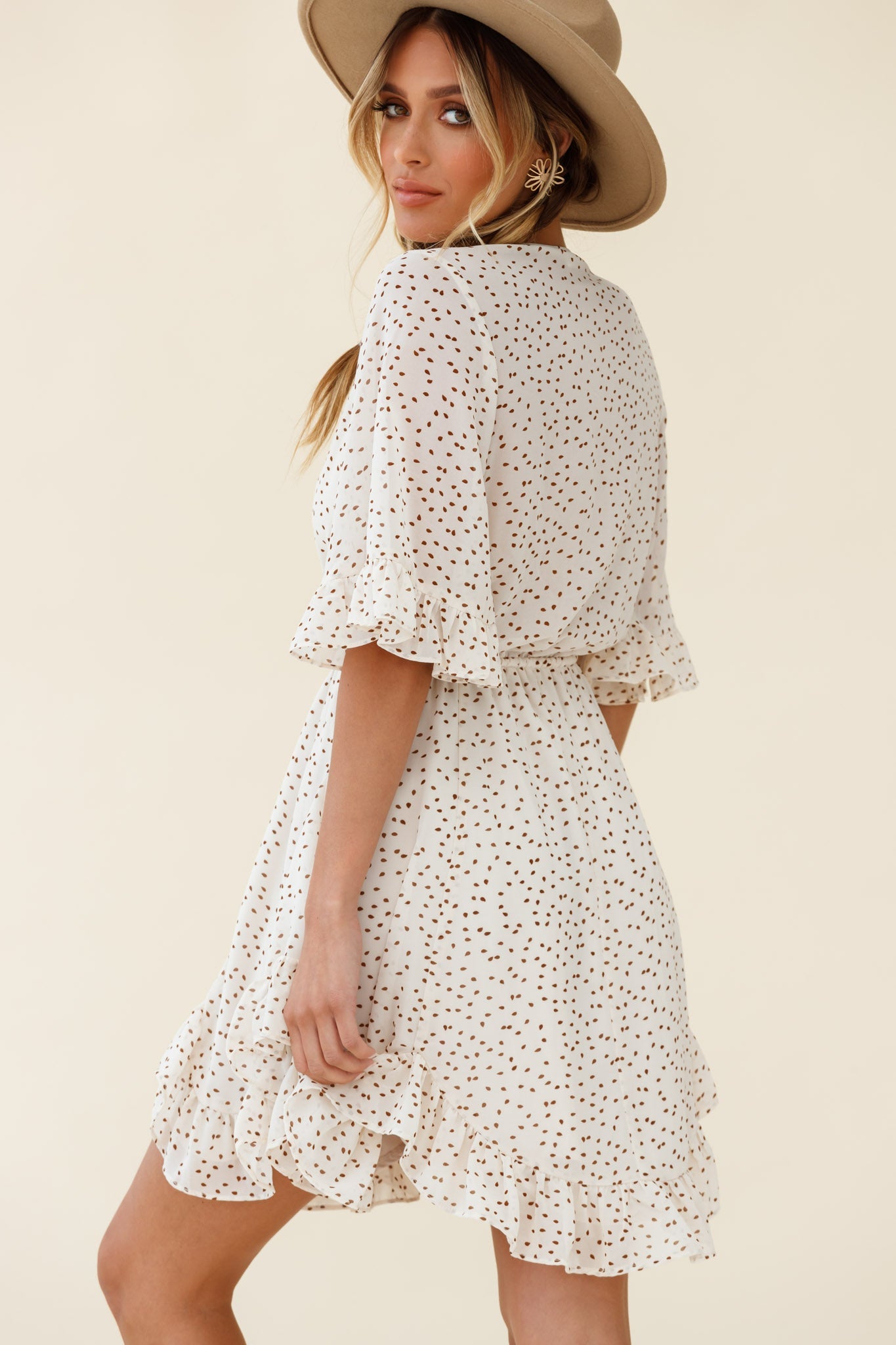 El Cerrito Flared Sleeve Godet Hem Dress Speckle Print Beige by Selfie Leslie
