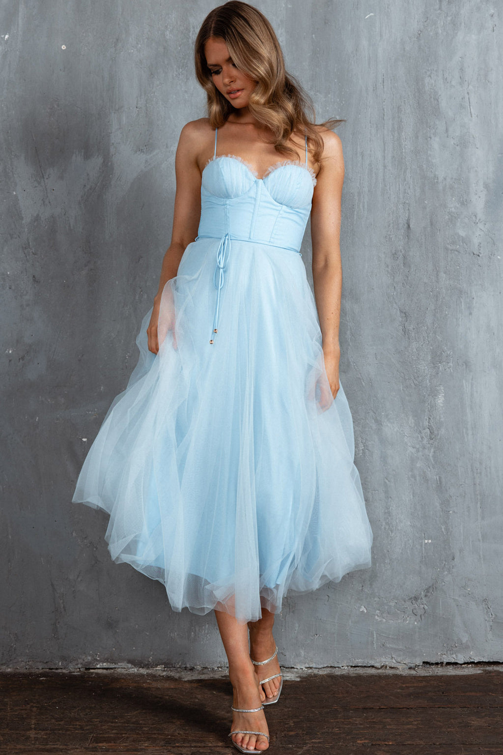 Smitten Sweetheart Neckline Chiffon Midi Dress Blue by Selfie Leslie Australia