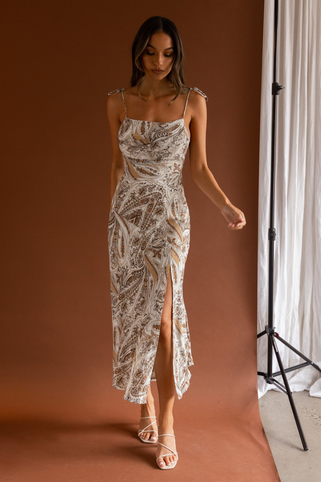 About Town Tied Shoulder Midi Dress Paisley White by Selfie Leslie