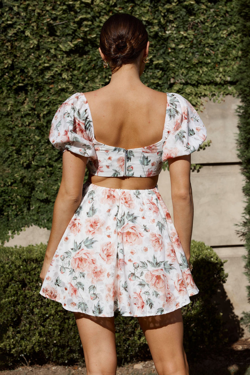 You're So Magic Cut-Out Mini Dress Floral Peach by Selfie Leslie