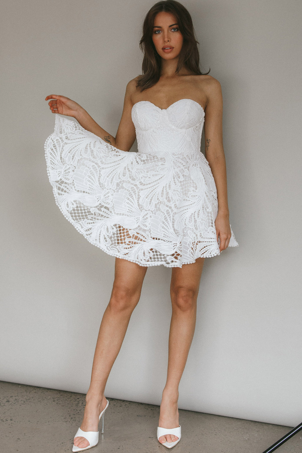Cheyenne Sweetheart Neckline A-Line Dress White by Selfie Leslie Australia