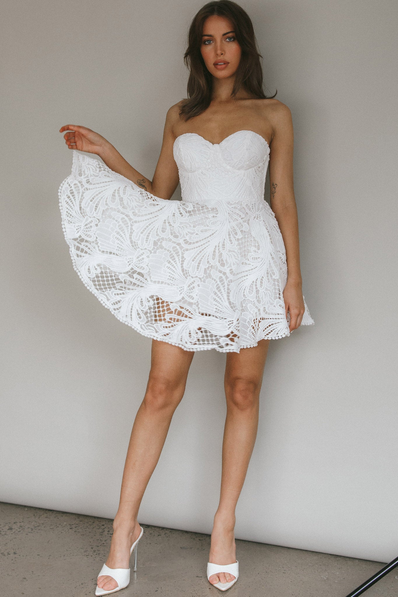 Cheyenne Sweetheart Neckline A-Line Dress White by Selfie Leslie Australia