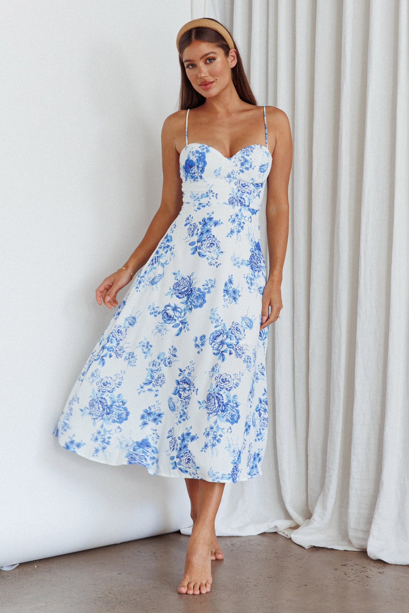 Mi Vida Sweetheart Neckline Midi Dress Floral Blue by Selfie Leslie Australia
