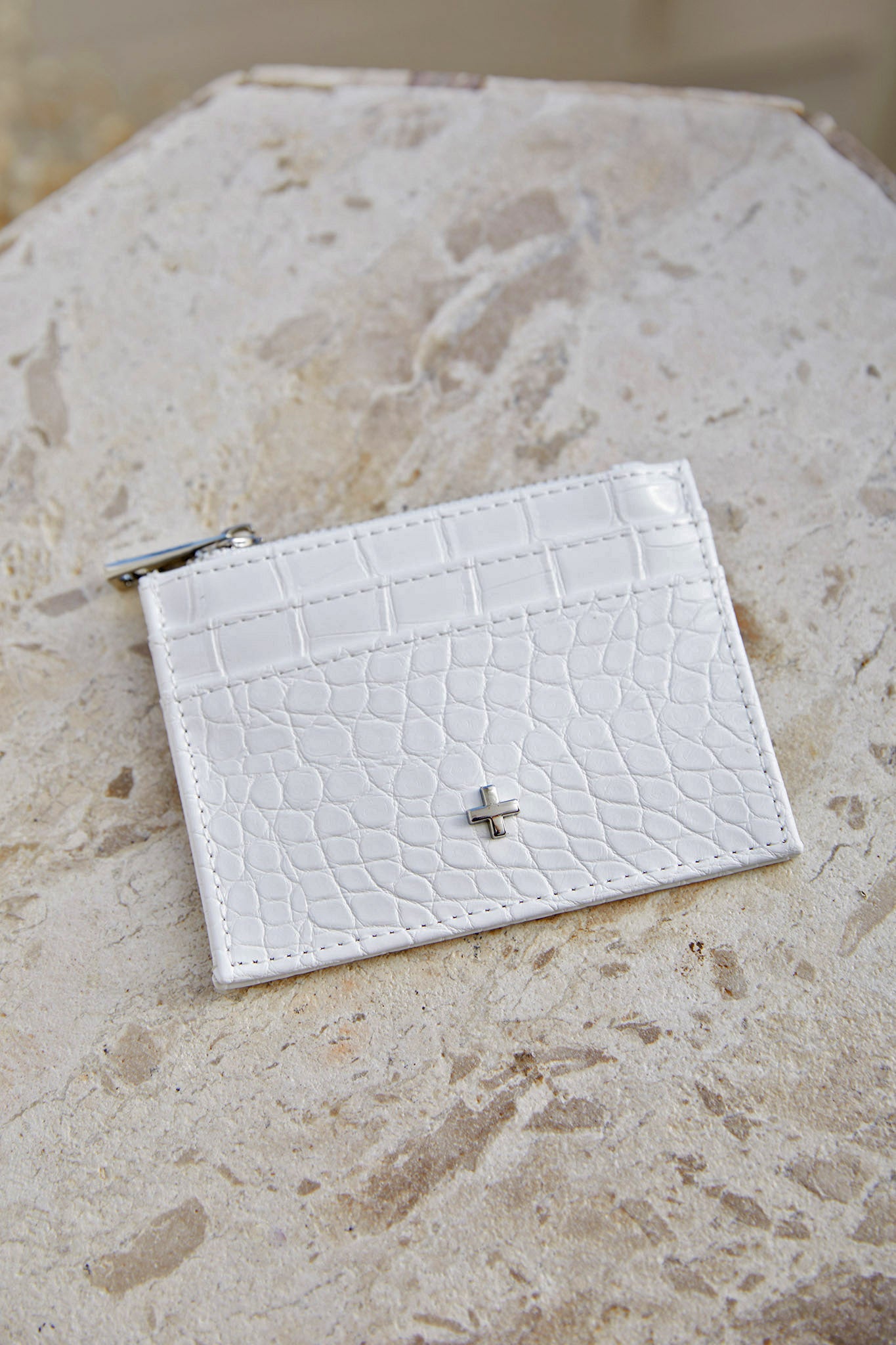 Raya Embossed Card Holder White by Selfie Leslie