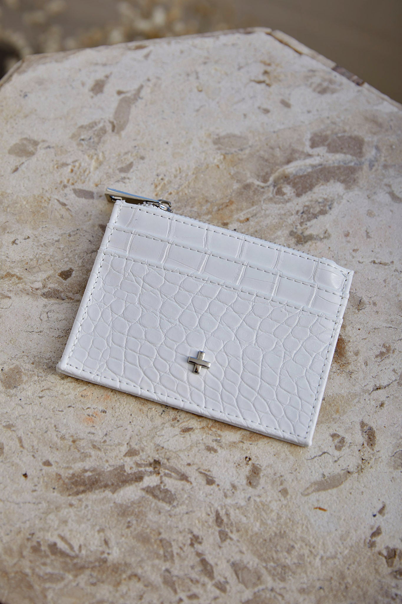 Raya Embossed Card Holder White by Selfie Leslie