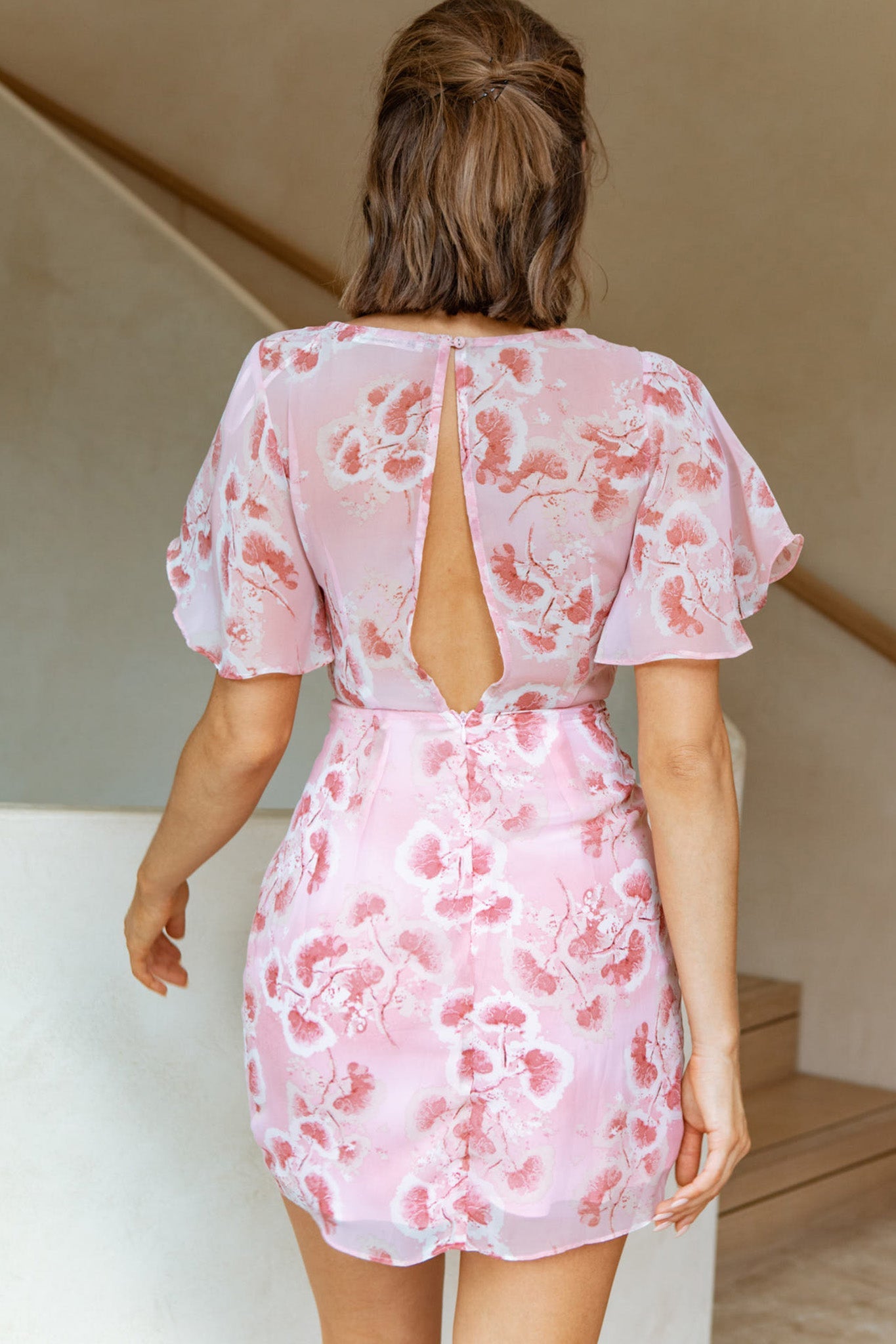 Dionne Angel Sleeve Twist Detail Dress Botanic Print Pink/Rose by Selfie Leslie
