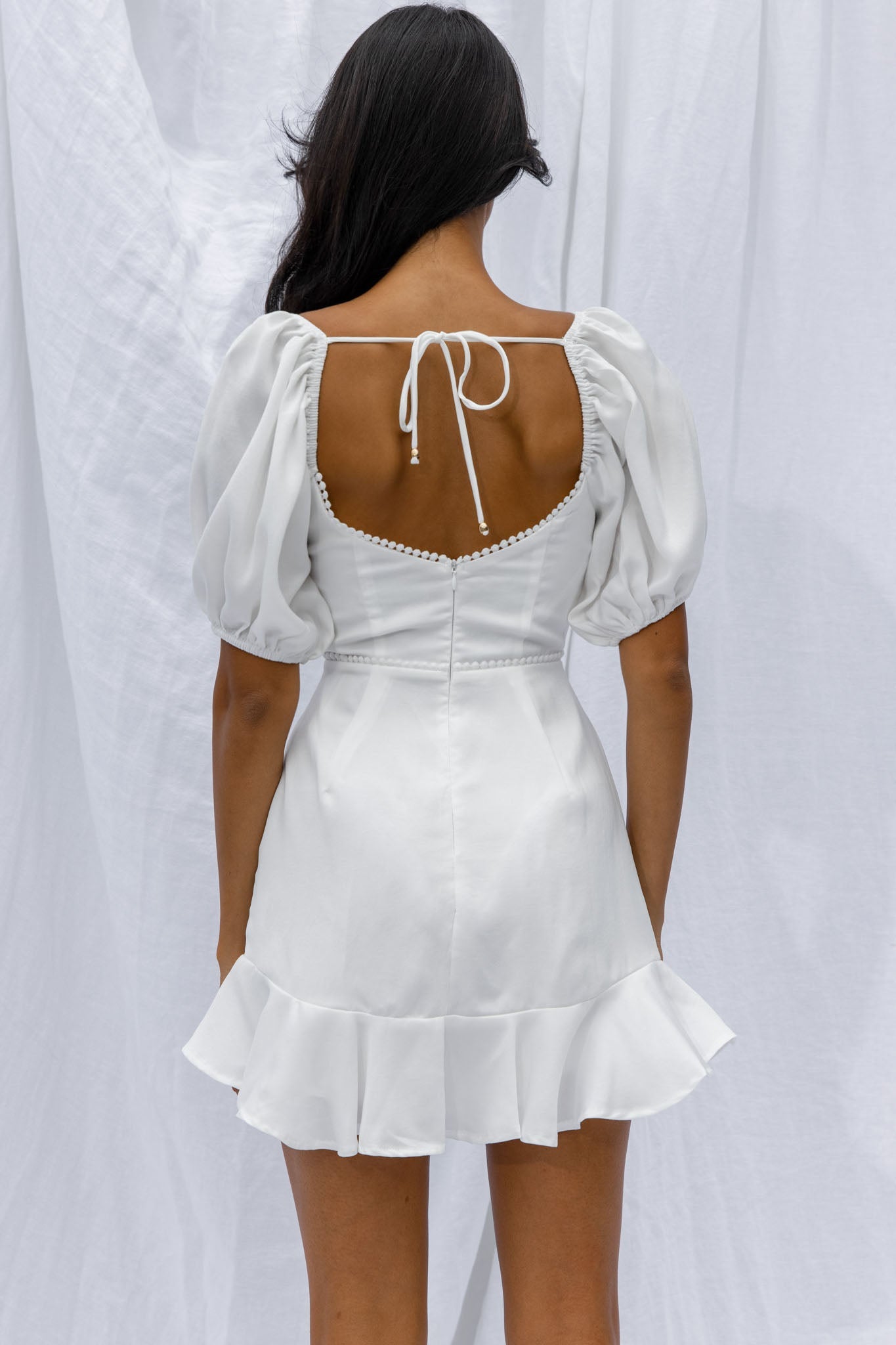 Catch Feelings Sweetheart Neckline Puff Sleeeve Dot Trim Dress White by Selfie Leslie