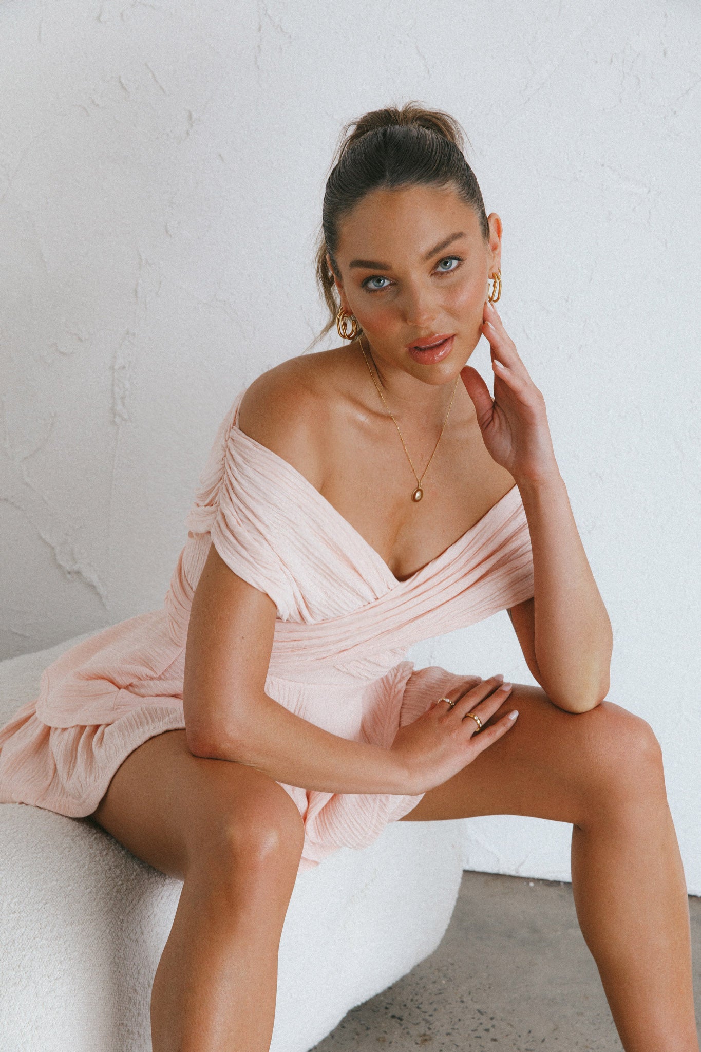 Glory Crossover Bust Layered Hem Romper Blush by Selfie Leslie