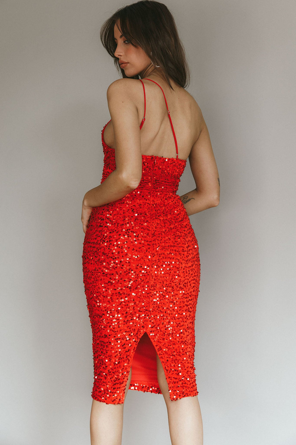 Allure One Shoulder Knee Length Dress Red by Selfie Leslie
