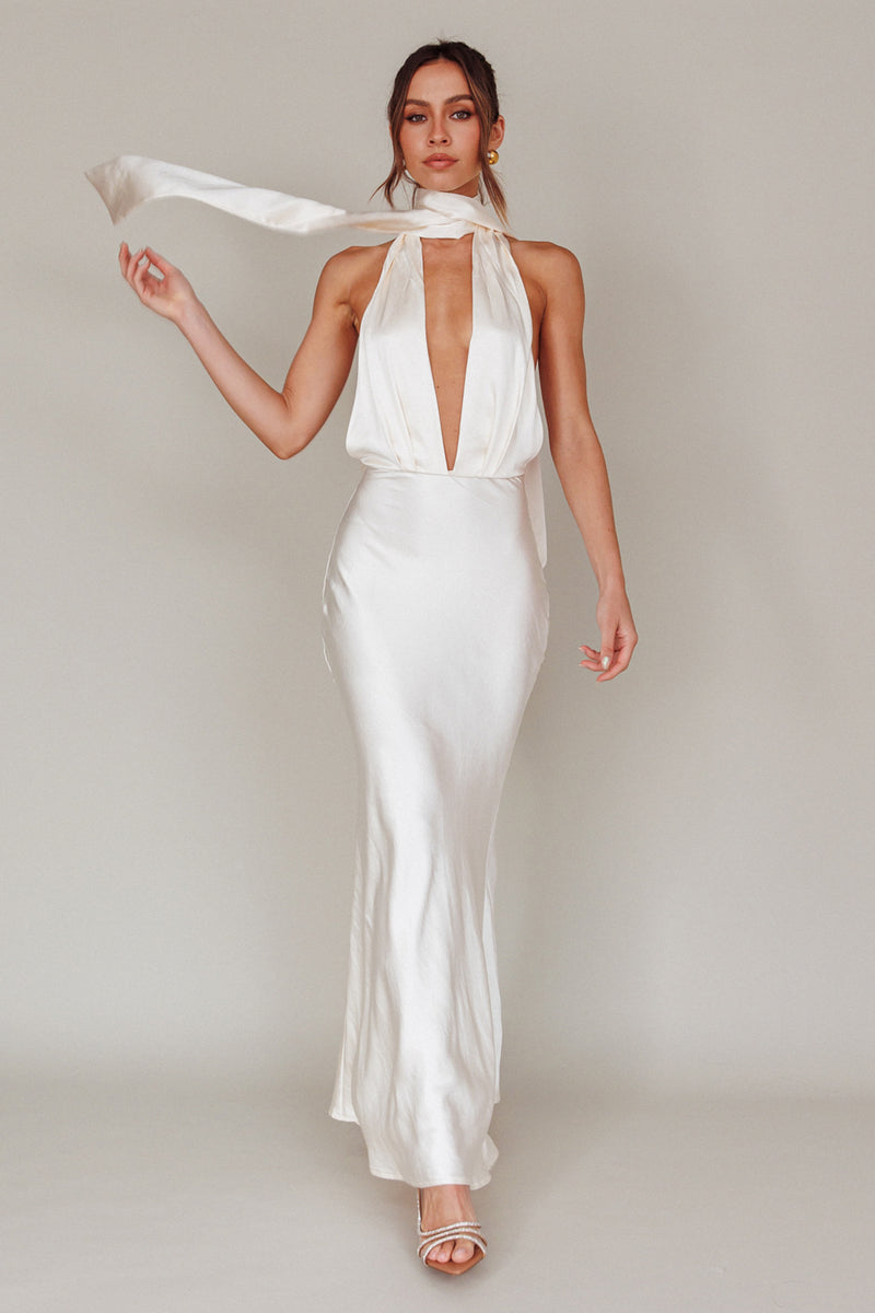 Vacation-style halterneck maxi dress main image 1