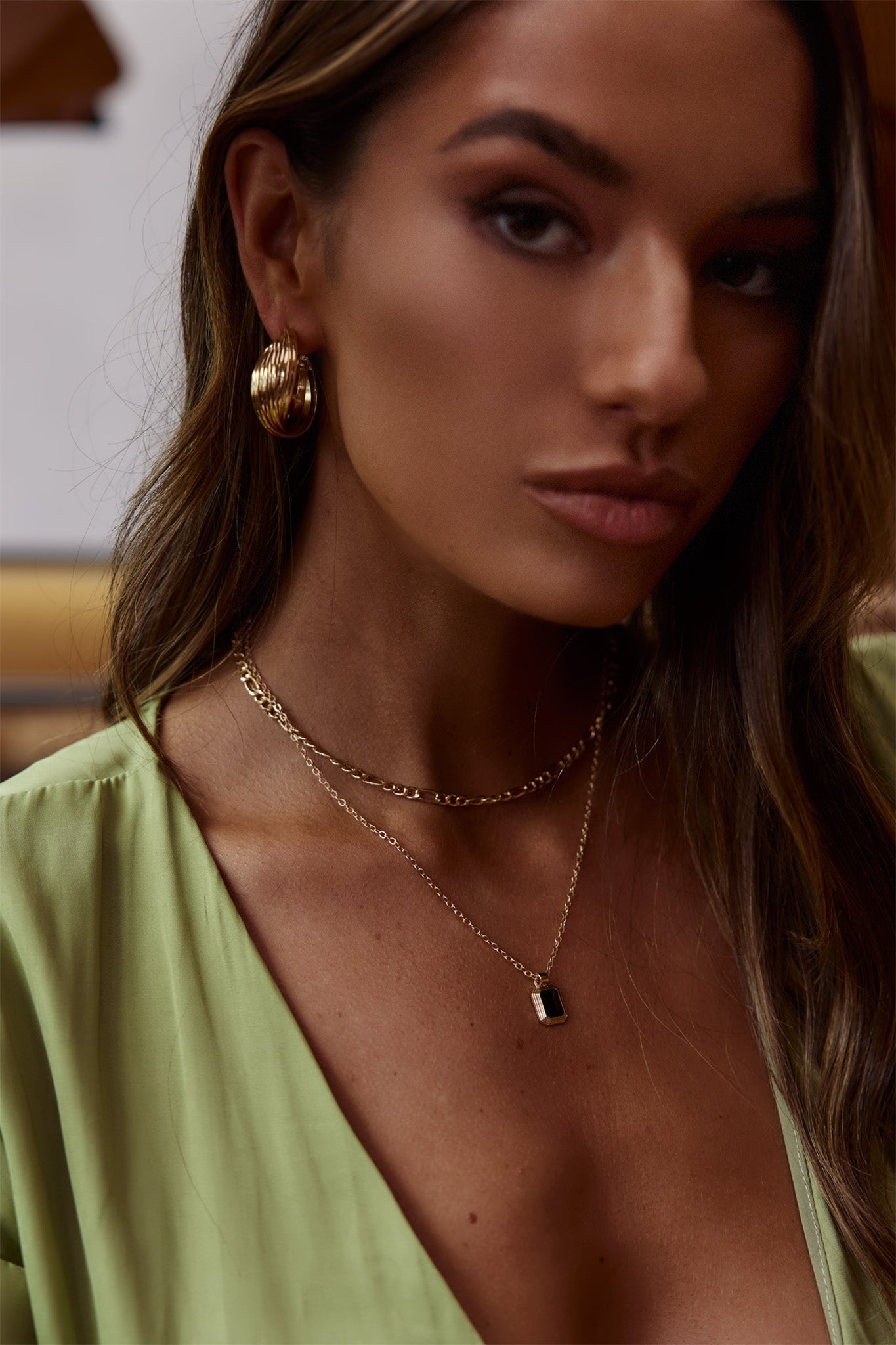 Celia Twist Hoop Earrings Gold by Selfie Leslie
