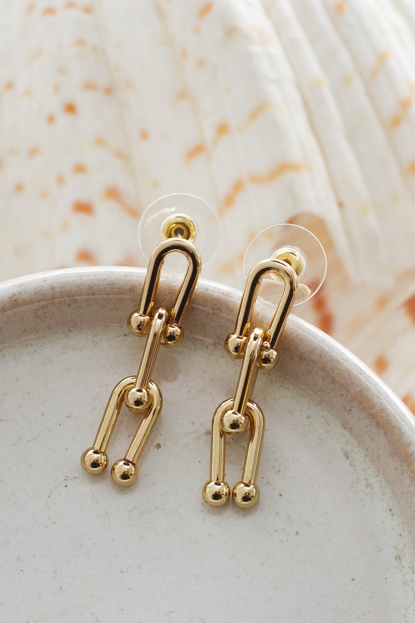 Eternity Horseshoe Link Earrings Gold by Selfie Leslie