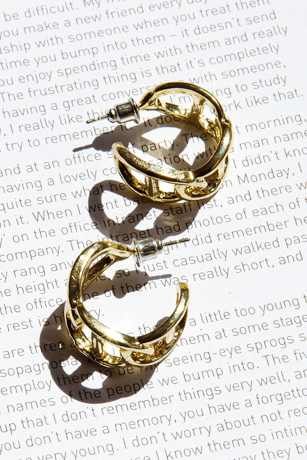Knox Chain Link Small Hoop Earrings Gold by Selfie Leslie