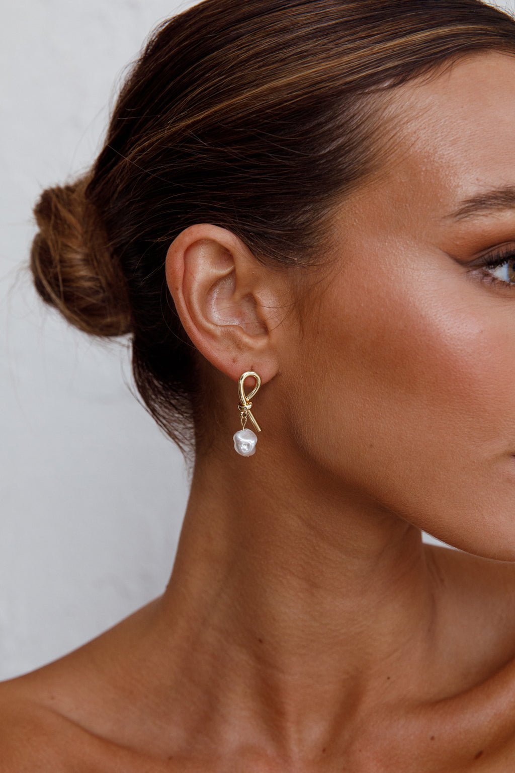Ariel Pearl Drop Earrings Gold by Selfie Leslie Australia