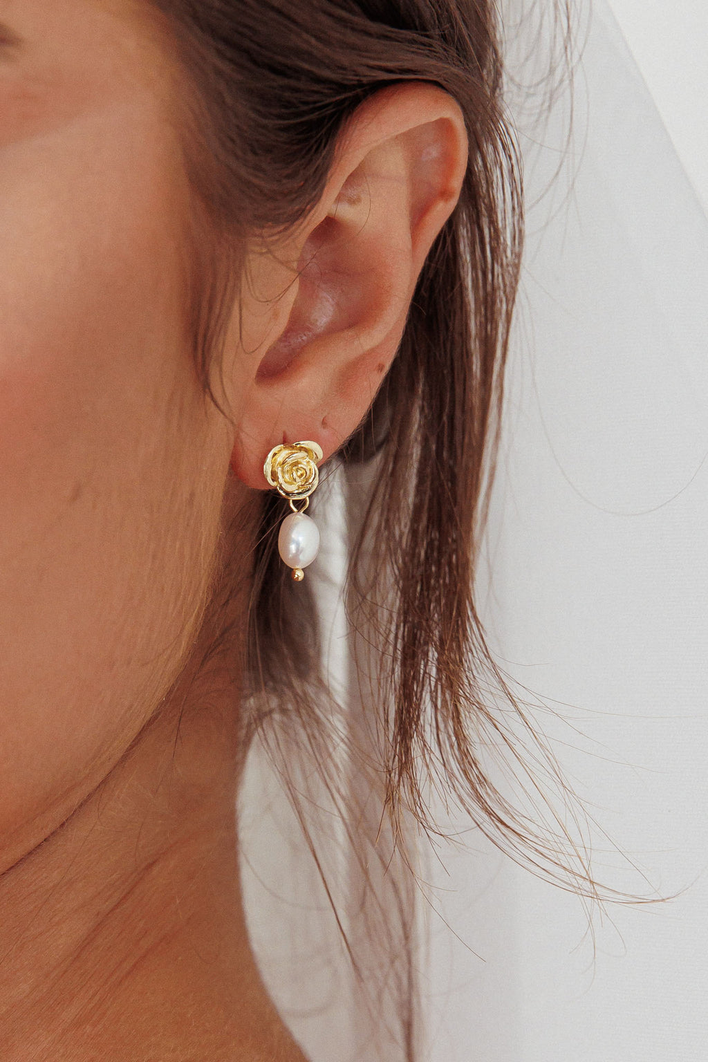 Le Jardin Flower Pearl Earrings Gold by Selfie Leslie Australia