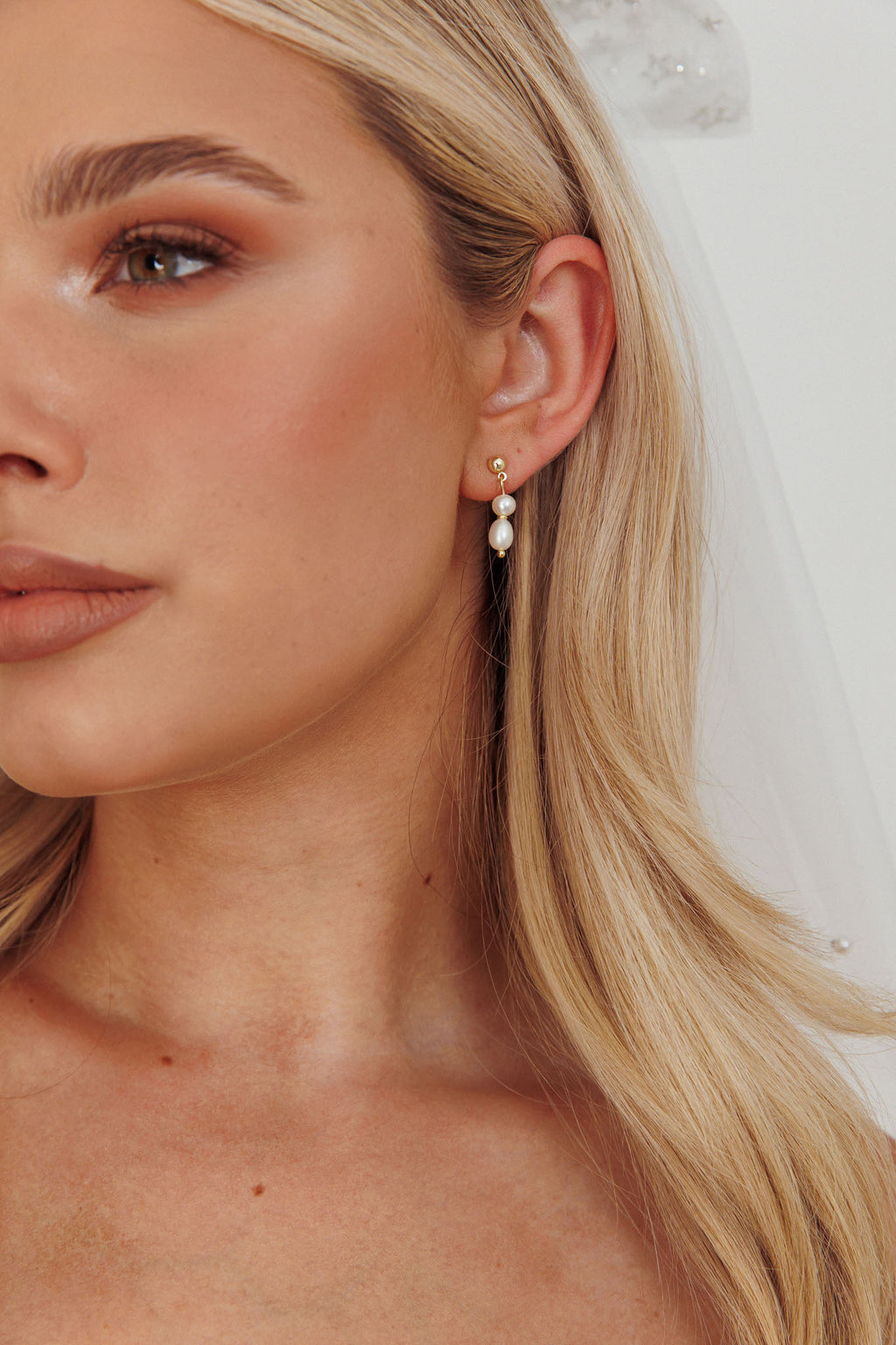 Julia Pearl Drop Earrings Gold by Selfie Leslie Australia