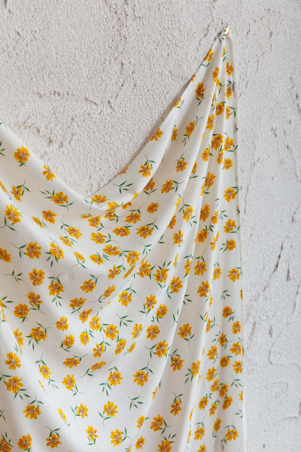 Sundaze Square Scarf Flowers White by Selfie Leslie Australia