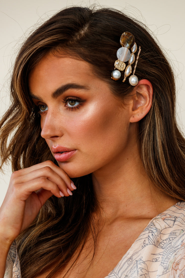 Tahiti Pearl And Tan Hair Clip Trio by Selfie Leslie