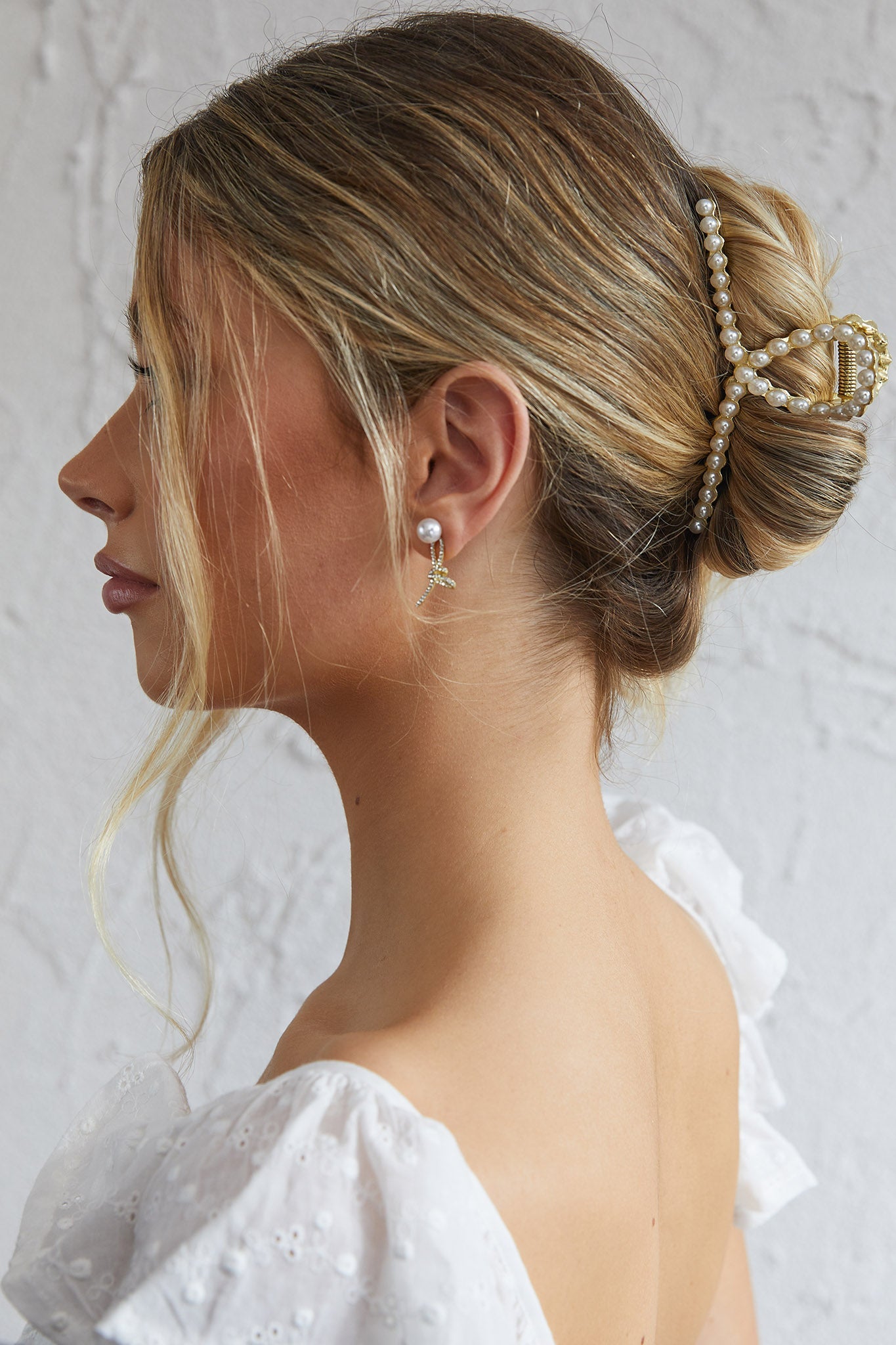 Madison Pearl Hair Clip Gold by Selfie Leslie