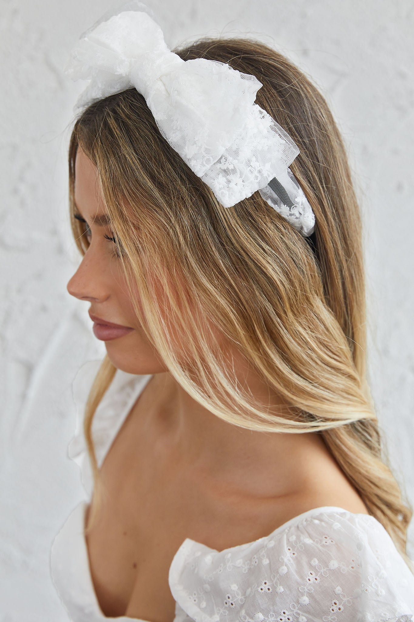 Alice Lace Bow Headband White by Selfie Leslie