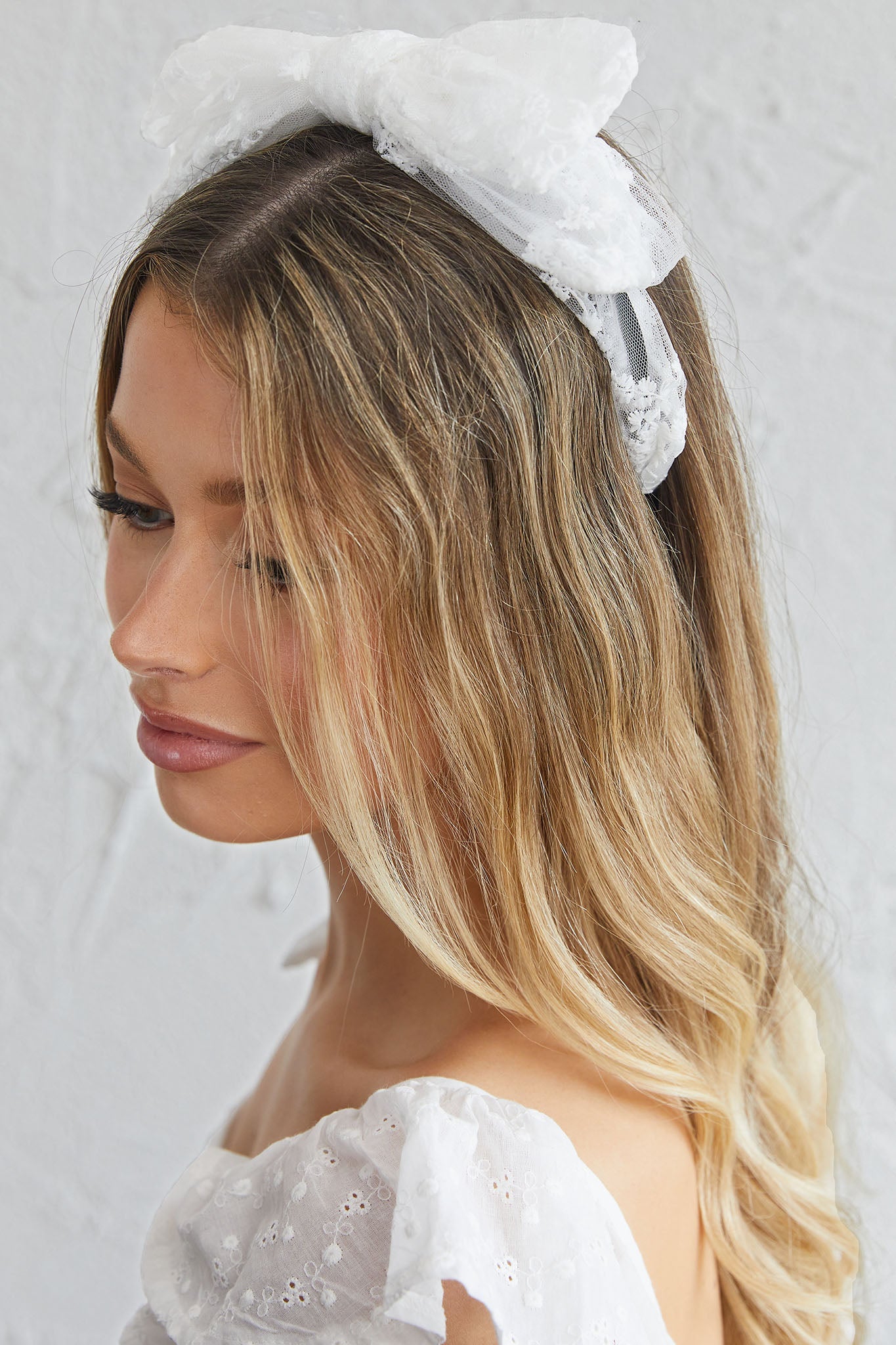 Alice Lace Bow Headband White by Selfie Leslie