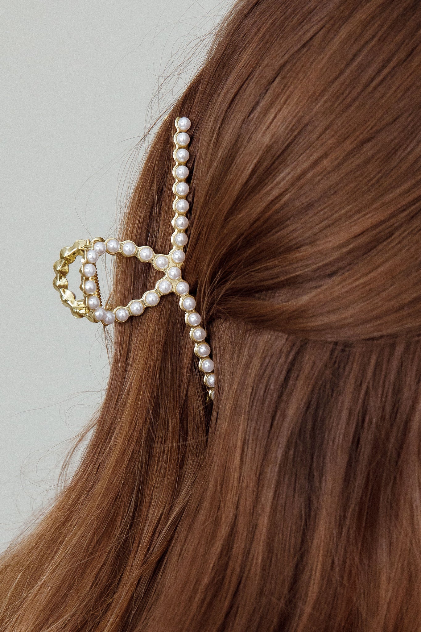 Hannah Pearl Twist Hair Claw Gold by Selfie Leslie Australia