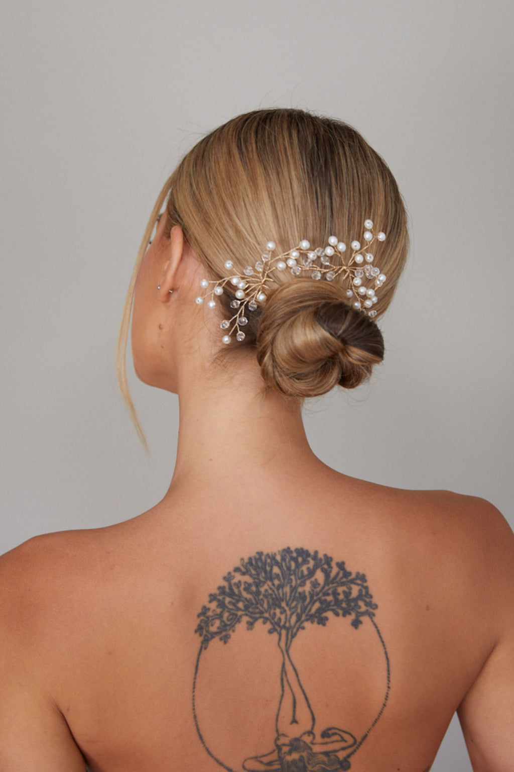 Medusa Pearl Hair Pin by Selfie Leslie Australia
