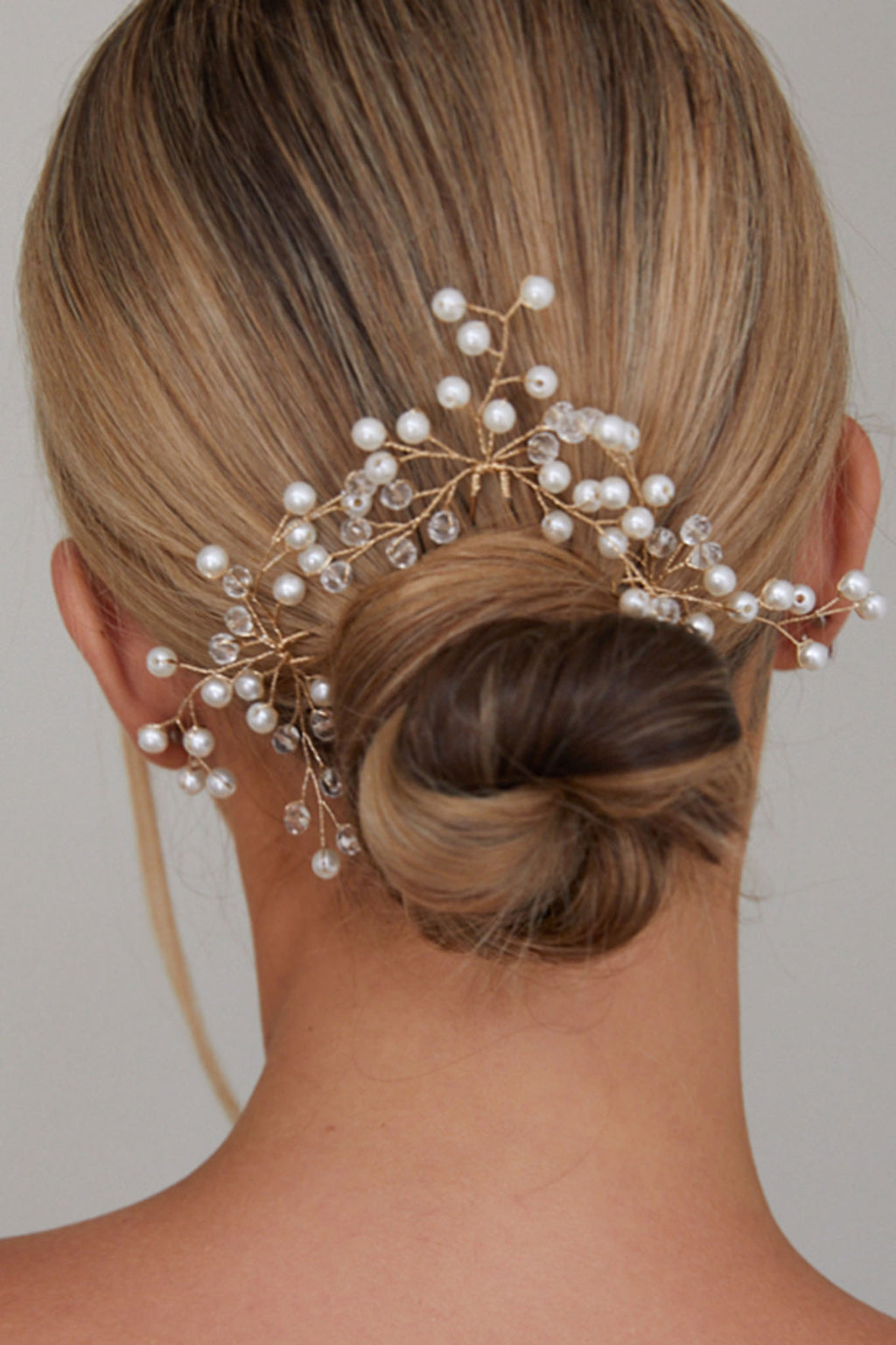 Medusa Pearl Hair Pin by Selfie Leslie Australia