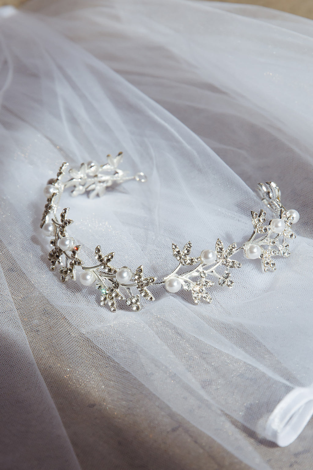 Leaves & Pearl Wire Headband Silver by Selfie Leslie Australia