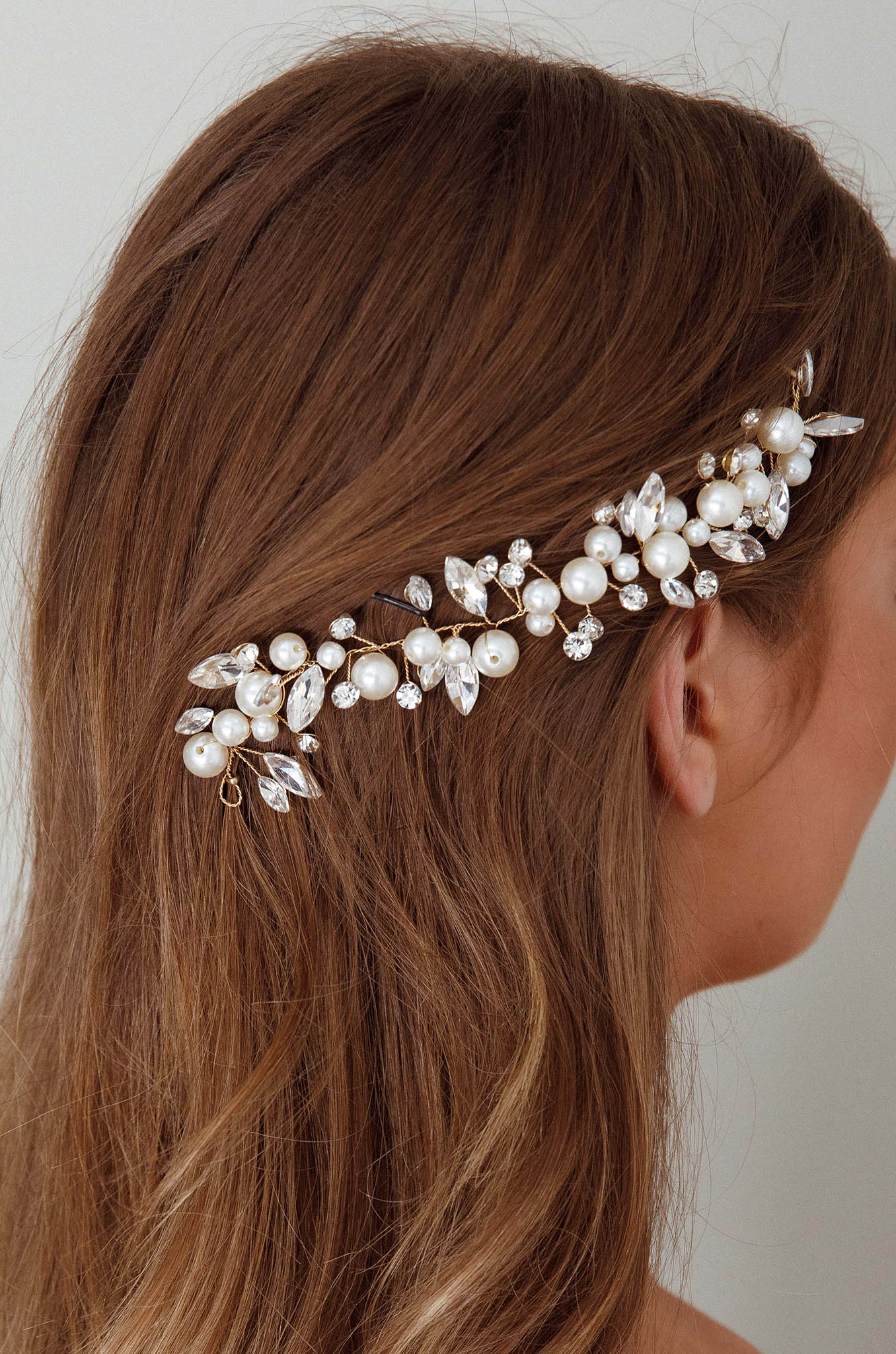Artemis Pearl & Crystal Hair Pin Gold by Selfie Leslie Australia