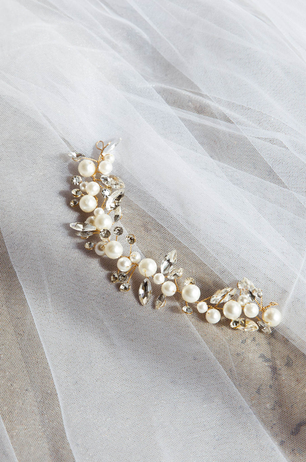 Artemis Pearl & Crystal Hair Pin Gold by Selfie Leslie Australia