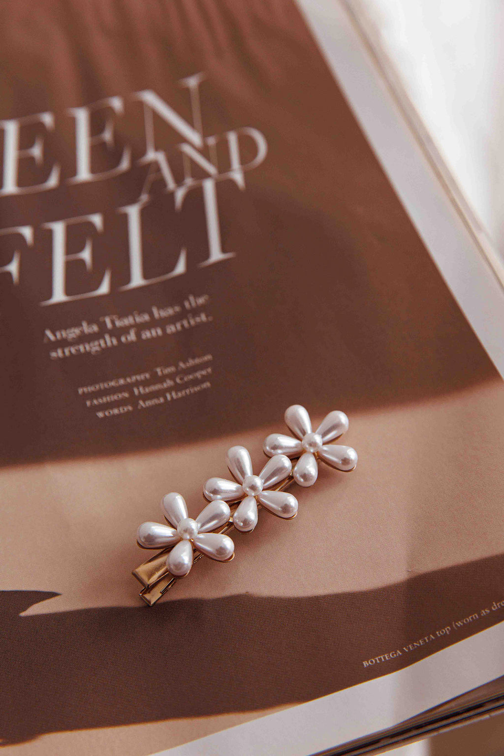 Aurelia Pearl Flower Hairclip Set by Selfie Leslie Australia