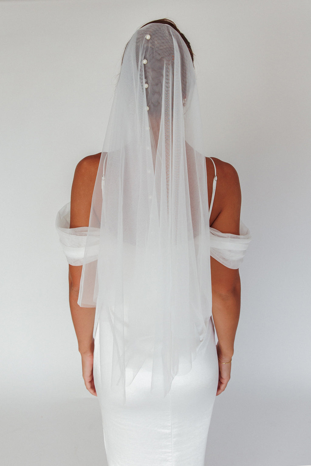 Marina Pearl Accent Veil White by Selfie Leslie Australia