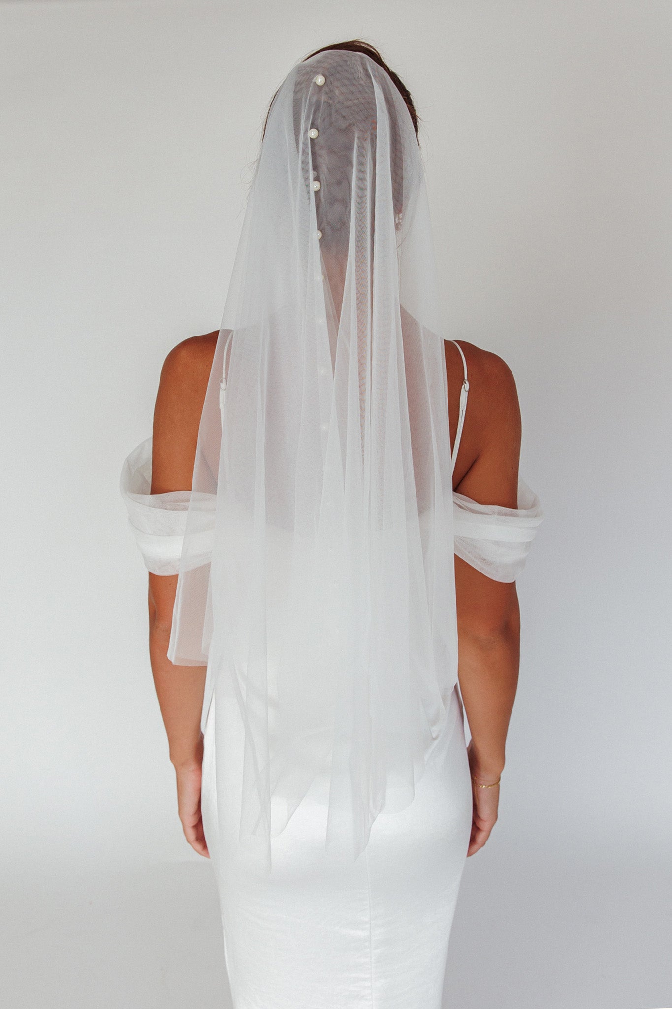 Marina Pearl Accent Veil White by Selfie Leslie Australia