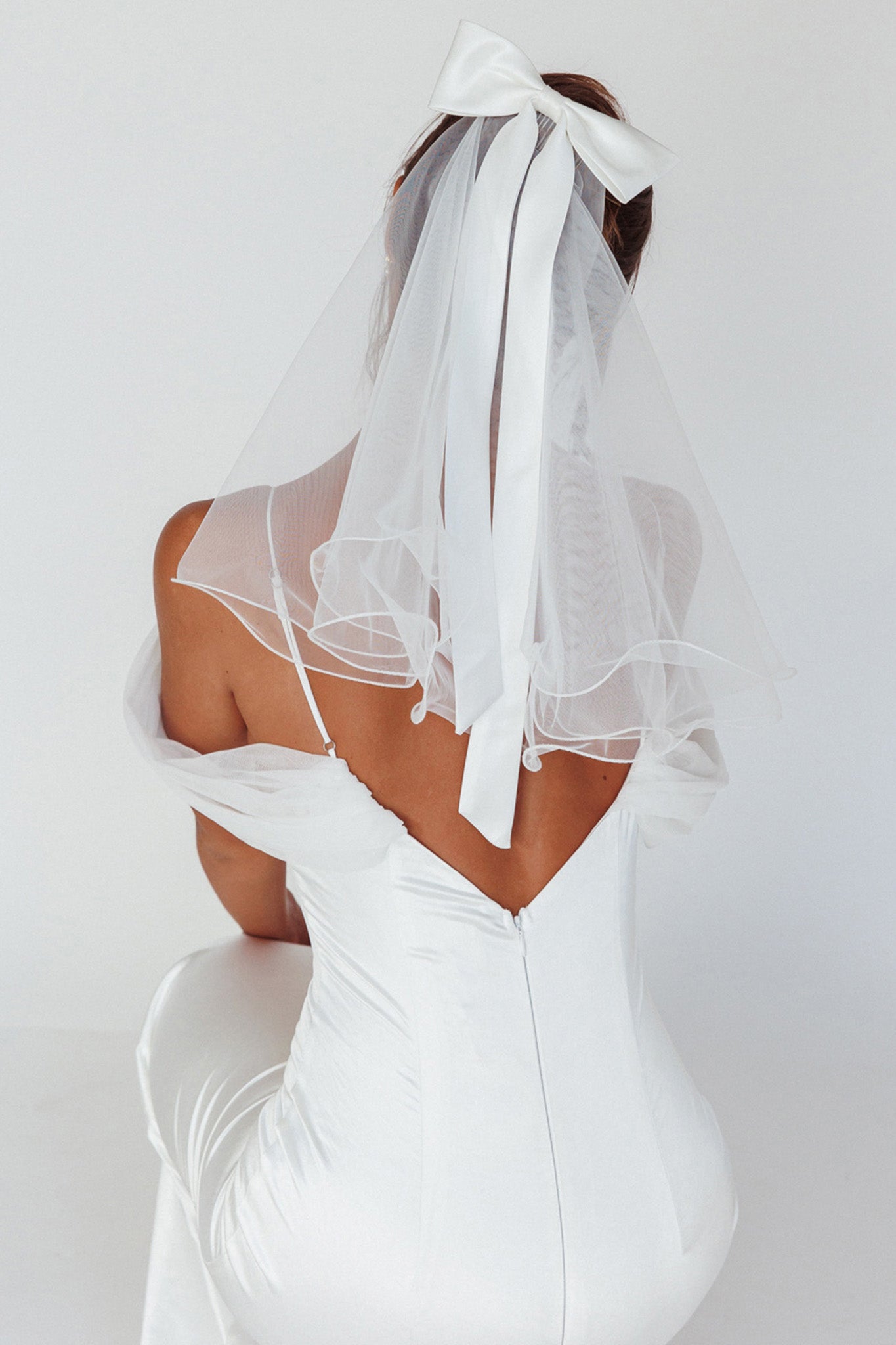 Florence Bow Bridal Veil White by Selfie Leslie Australia