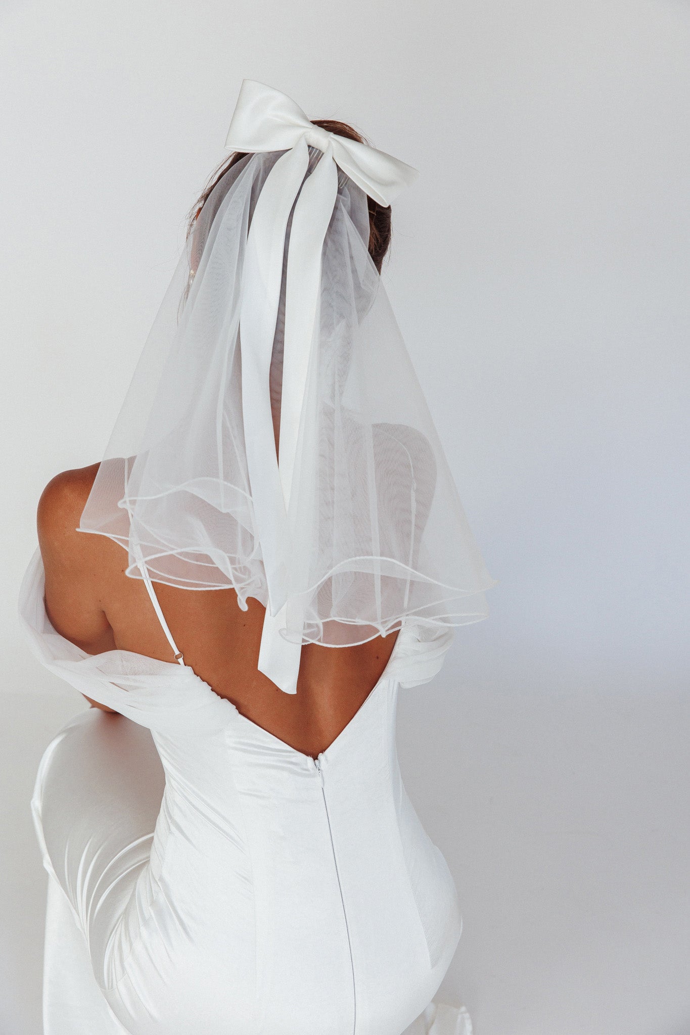 Florence Bow Bridal Veil White by Selfie Leslie Australia