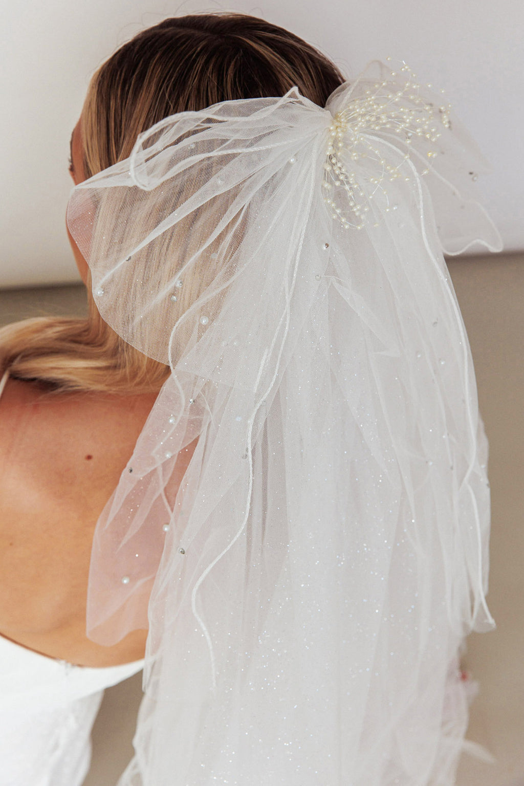 Isa Glitter & Pearl Veil White by Selfie Leslie Australia
