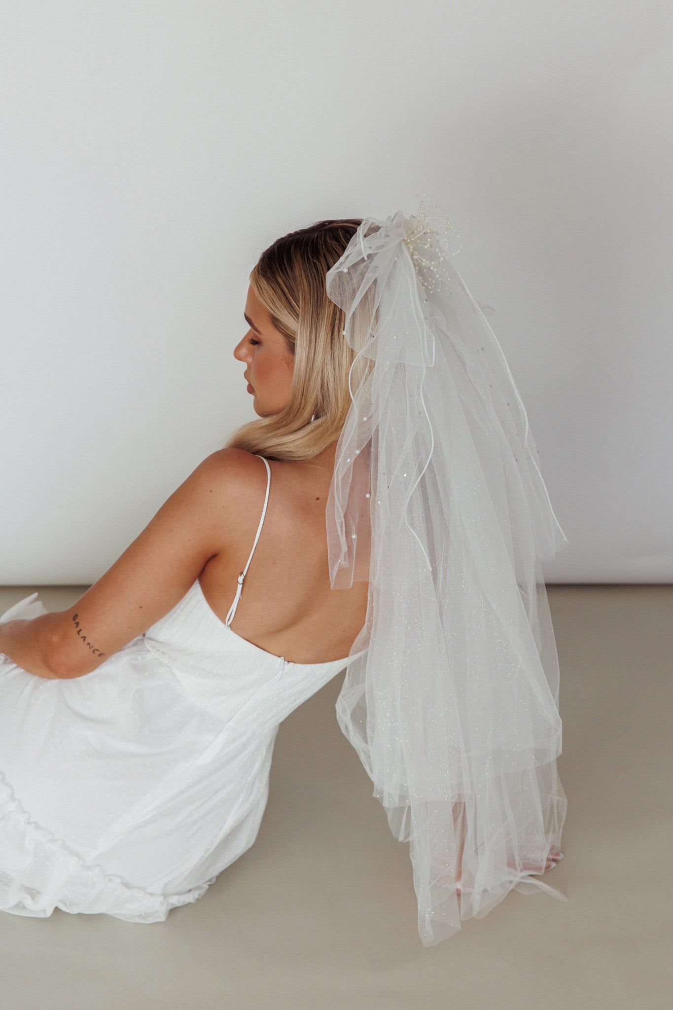 Isa Glitter & Pearl Veil White by Selfie Leslie Australia