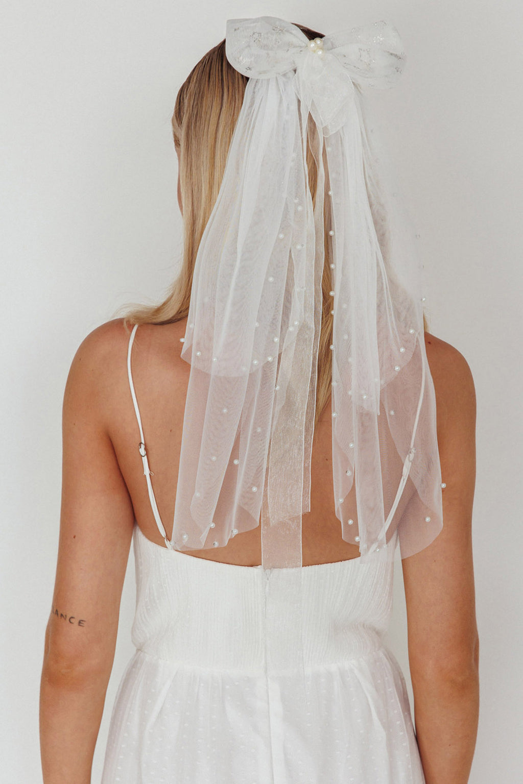 Bella Pearl & Glitter Star Veil White by Selfie Leslie Australia