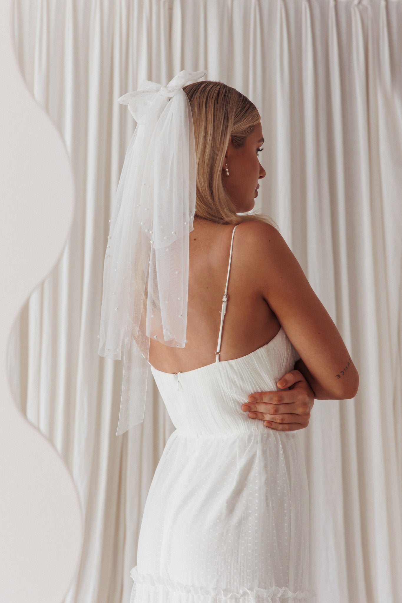 Bella Pearl & Glitter Star Veil White by Selfie Leslie Australia