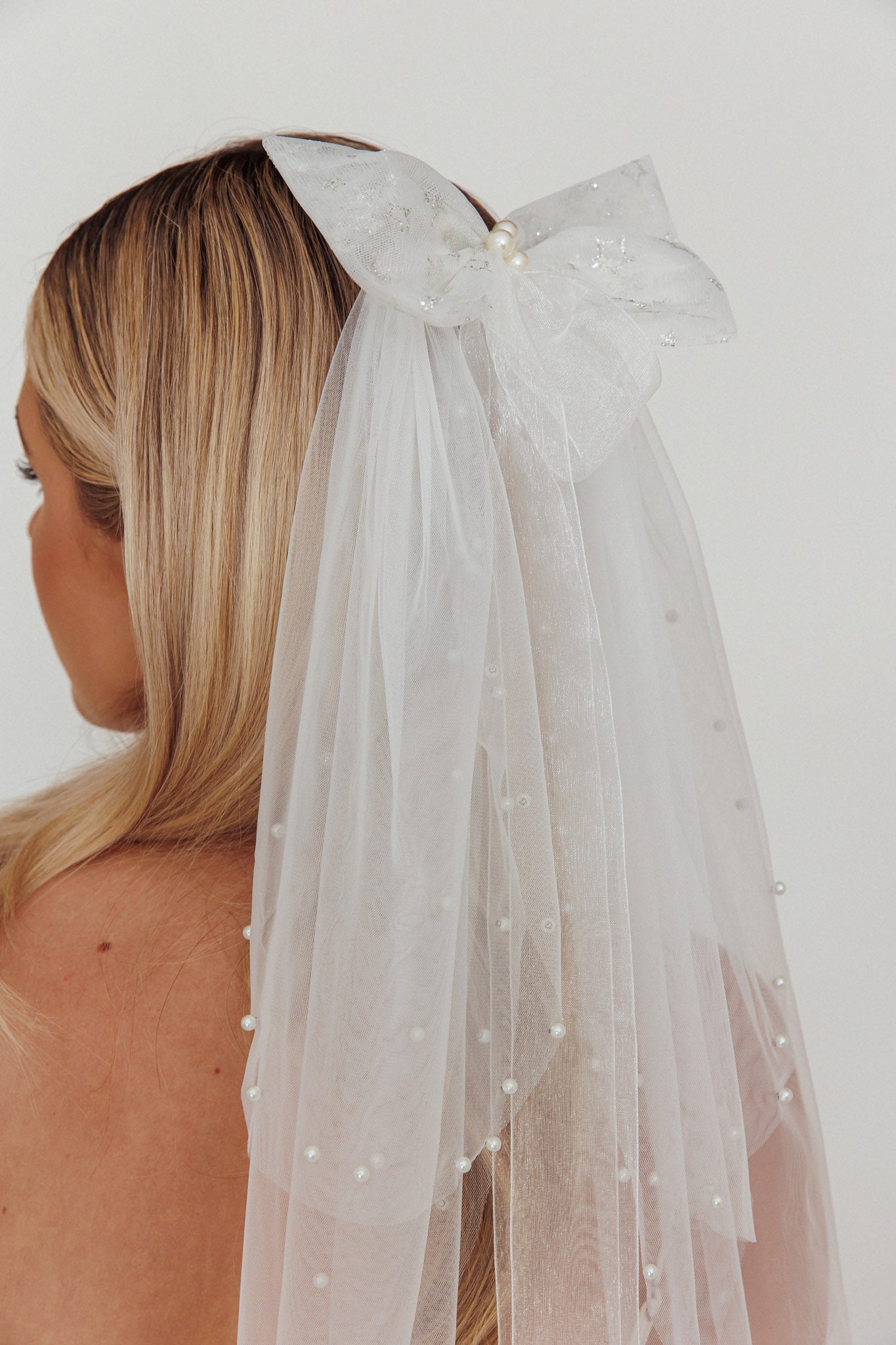 Bella Pearl & Glitter Star Veil White by Selfie Leslie Australia