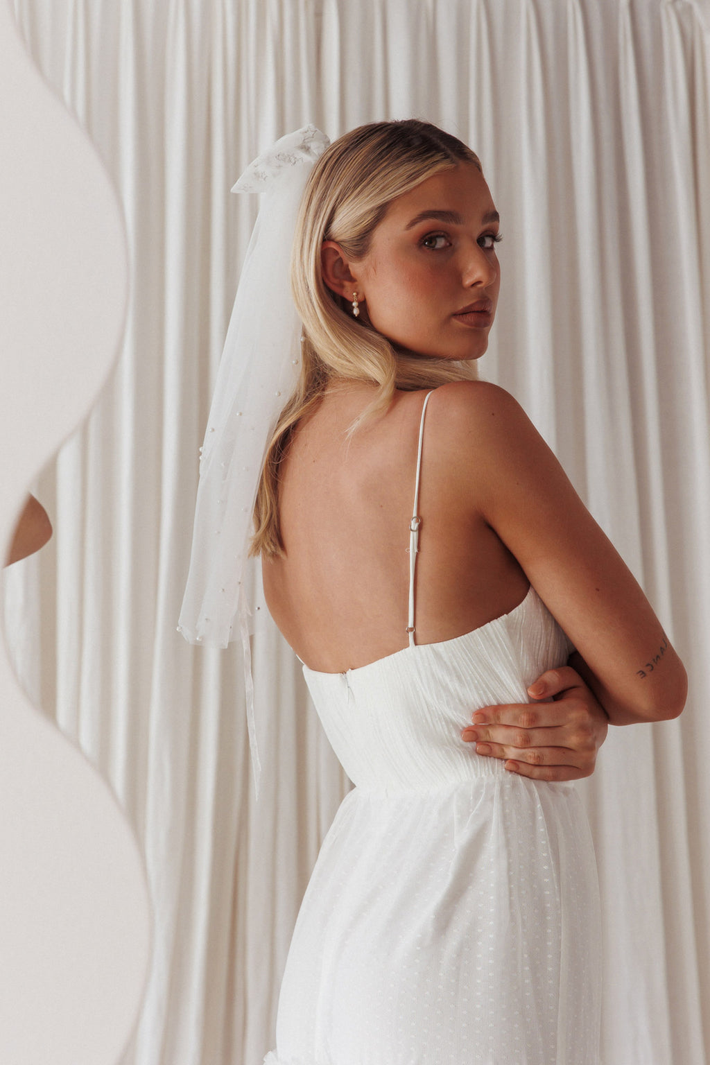 Bella Pearl & Glitter Star Veil White by Selfie Leslie Australia