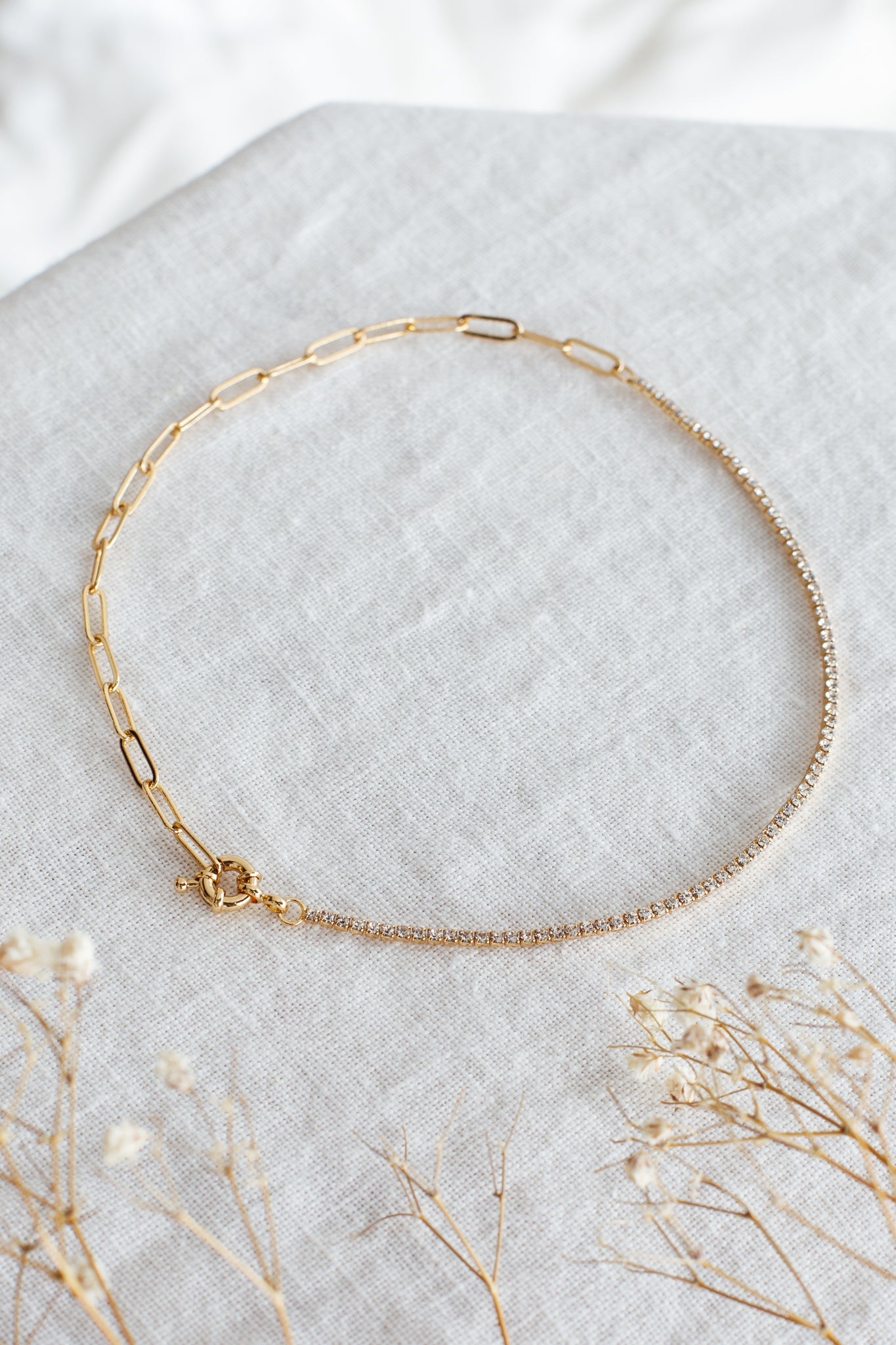 Madelyn Rhinestone Paperclip Link Necklace Gold by Selfie Leslie