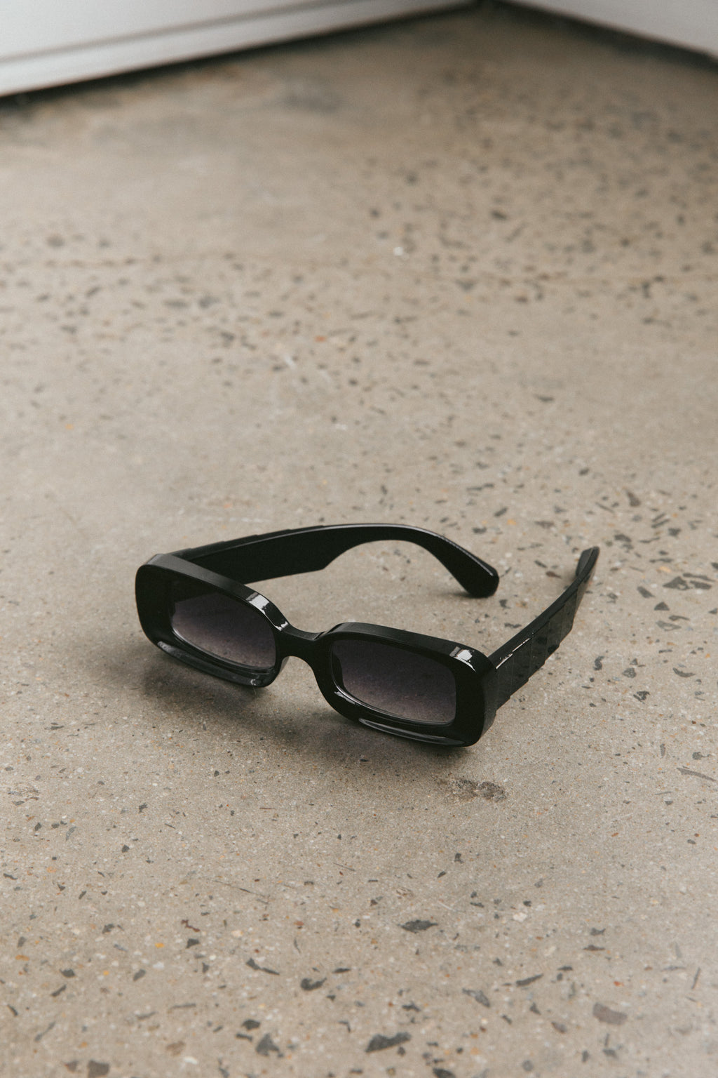 Zion Square Frame Sunglasses Black by Selfie Leslie Australia