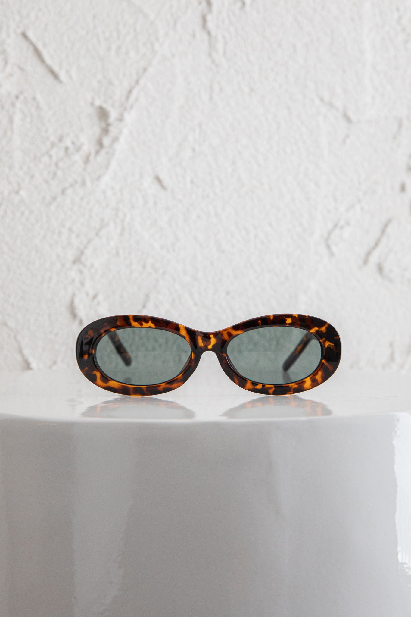 Riptide Oval Sunglasses Tort by Selfie Leslie Australia