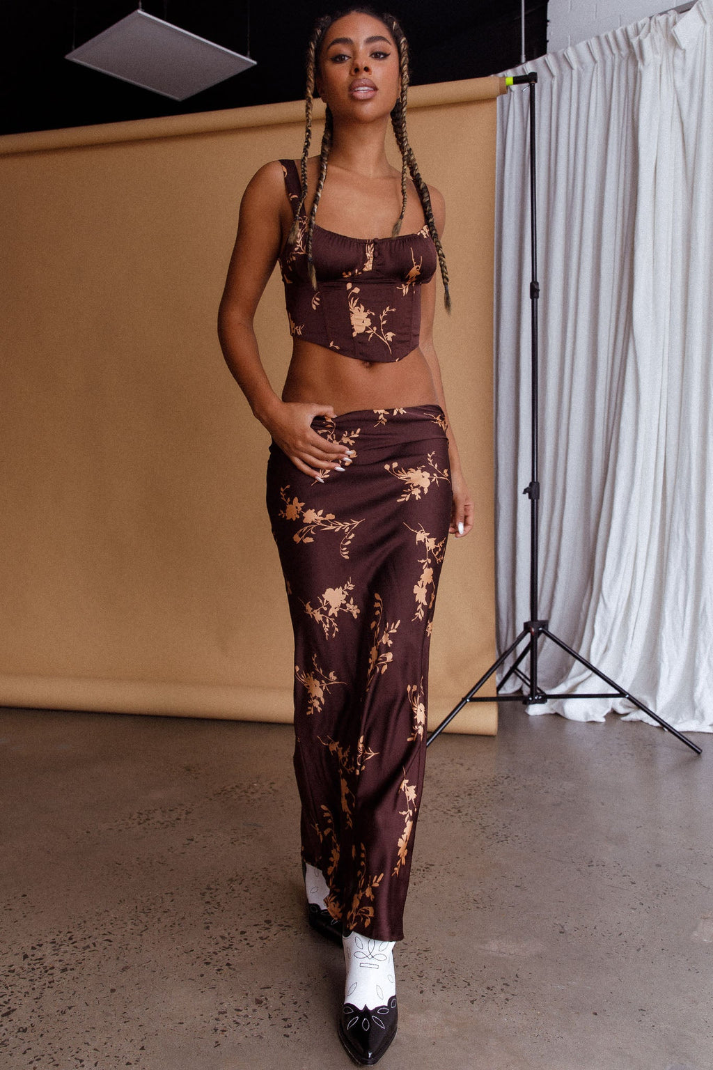 Zerah Crop Top Floral Brown by Selfie Leslie