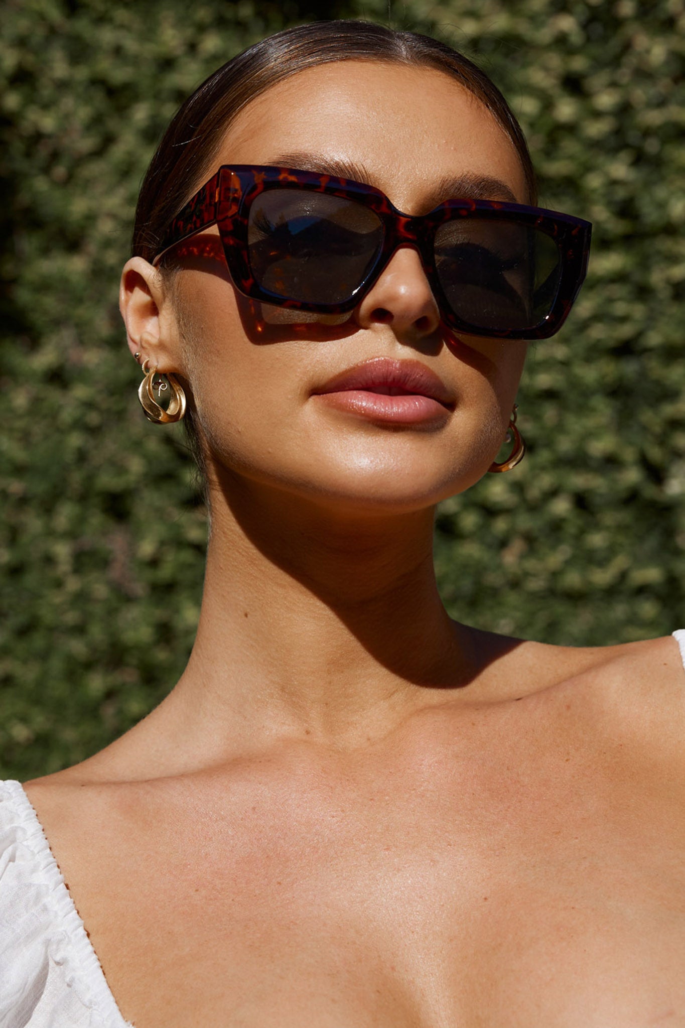 Cate Oversized Sunglasses Tortoiseshell Brown by Selfie Leslie